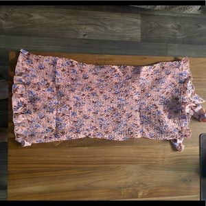 Selling this new unworn Shein Dress.